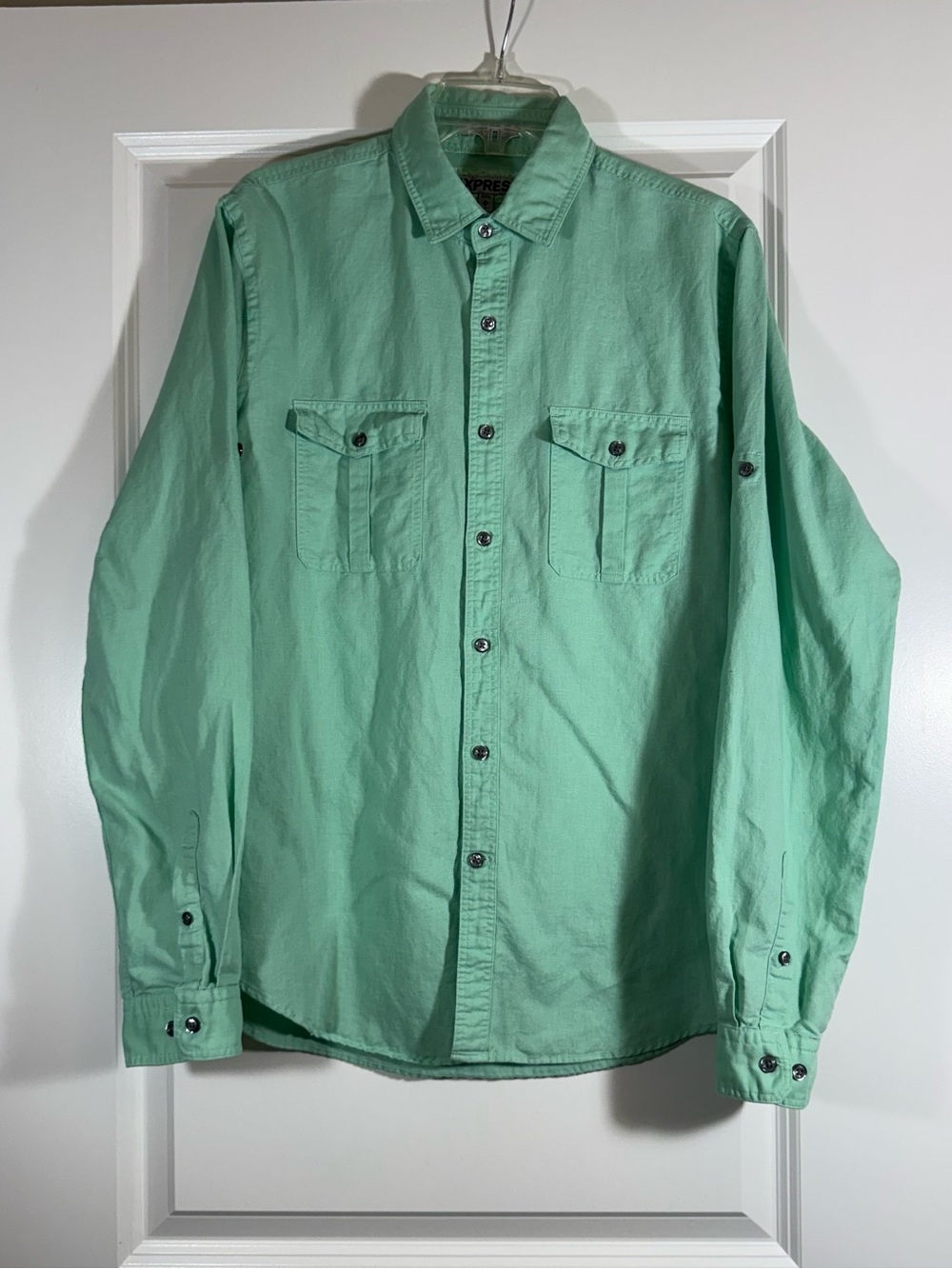 Express Men’s Medium Mint Green Workshirt Roll Tab Sleeves Neck 15-15.5